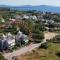 Helios: Charming beach home next to crystal waters - نيا ماكري