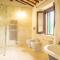 Podere Bargnano Cetona, Sleeps 14, Pool, WiFi, Air conditioning