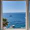 Lucy seafront apartment