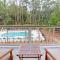 THE MOORINGS POOLSIDE townhouse