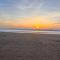 AMANECER BOUTIQUE HOME, BEACH, Village & RELAX