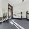 London Plane Backpackers