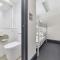 London Plane Backpackers