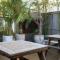 London Plane Backpackers