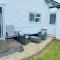 Arma Short Stays 122 - Spacious 3 Bed Oxford House Sleeps 5 - FREE PARKNG For 2 Vehicles - Large Garden
