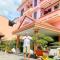 Villa Pink House