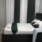 Lux Suites Coral Bells Studio Apartments