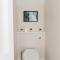 Eden Cottage - 9 Guests, Sea Views, Central Cowes, Ferry Deal