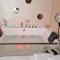 All In Jacuzzi Apartment - Petrosani