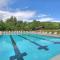 Alpine Joy-Hot Tub, Pond Access ,1089 of FREE tickets for each paid day, Dollywood and More!
