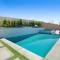 MODERN LUXURY HOME w/ PRIVATE POOL & SPA - إنديو