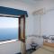 Basic Triple Room with Sea View