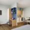 Coleman Court Summer Accommodation