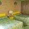Caribbean Motel - وايلدوود كريست