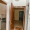 Athens central studio in front of Syntagma metro - Афіни