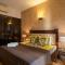 Hostie Enigma - luxury 2BR apt near Golf Course Road - Gurgáon