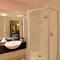 Brentwood Hotel