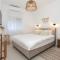 Carmel Boutique - City Oasis