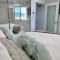Bondi Beach Waves Beachfront Apartment