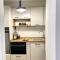 oompH Modern Apartment with Balcony - Varšava