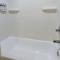Holiday Inn Express & Suites Shelbyville Indianapolis by IHG