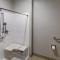 Holiday Inn Express & Suites Shelbyville Indianapolis by IHG