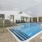 Luxury Condos at Thousand Hills - Heart of Branson - Beautifully remodeled - Spacious and Affordable