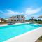 Villa CarmIano luxury bedrooms in Avola in the province of Syracuse with spa and swimming pool and wonderful seaview