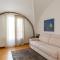 Santo Stefano Elegant Apartment by Wonderful Italy