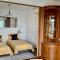 Stunning View Seaside 1-Bed Apartment in Saronida - Saronida
