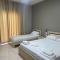 Season Inn