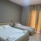 Season Inn