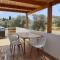Lemonia Apartment with yard