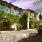 Panoramic Farmhouse in Chiantishire with Parking