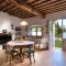 Panoramic Farmhouse in Chiantishire with Parking