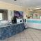 Hole Inn the Wall Hotel - Fort Walton Beach - Sunset Plaza - nearby Beaches & Hurlburt