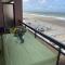 Bristol Palace Seaview 7e verdieping, 30 meter van strand