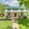 Marshall Cottage on 1895 Tobacco Farm with Hot Tub!