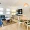St Augustine Cottage with Fire Pit - Walk to Pier!