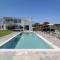 Lux Villa Mia with Heated Pool, 2km to Beach & Childrens Area! - Mikro Metochi