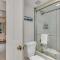Interlude Condominiums 3-Bedroom Unit 302 - سنوماس فيليج