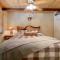 Two Bedroom Log Cabin - Big Bear City