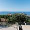 Lakis Residence