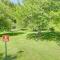 Mtn Views and Epic Sunsets Private Weaverville Home