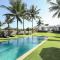 Black Beach Villa - Absolute Beachfront - Tabanan