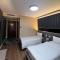 Hennessy Hotel