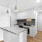 2-Bedroom Apartment in Paris End of Melbourne CBD