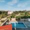 Greek Style Apartment with Jaquzzi & Barbeque - Тріанта