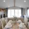 Charming 3-Bed Caravan in Colchester Mersea island - كولشستر