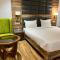 Hotel Tamarind Tree